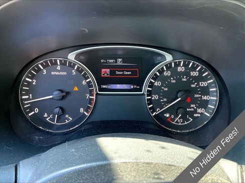 Used 2017 Nissan Pathfinder Platinum w/ Cargo Package AWD/4WD image 18