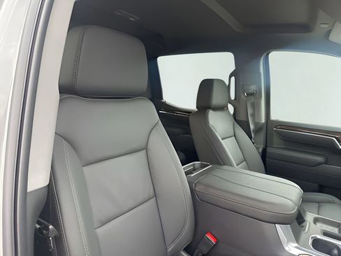 New 2026 GMC Sierra 1500 Elevation w/ Elevation Premium Package AWD/4WD image 15