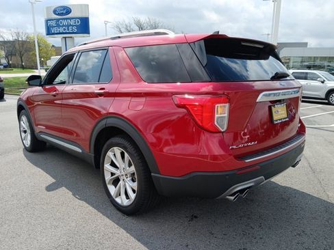 Certified 2023 Ford Explorer Platinum w/ Technology Package AWD/4WD image 5