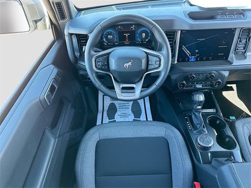 Used 2025 Ford Bronco Big Bend image 22