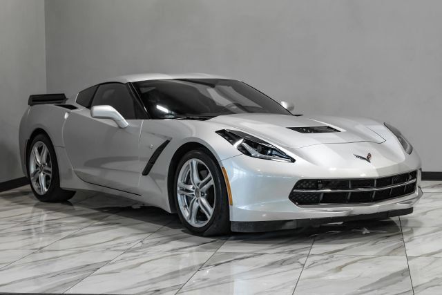Used 2017 Chevrolet Corvette Stingray Coupe w/ 3LT Preferred Equipment Group RWD image 9