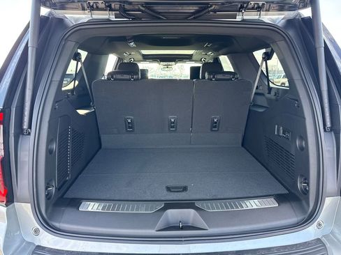 New 2026 GMC Yukon XL Denali w/ Denali Reserve Package image 36