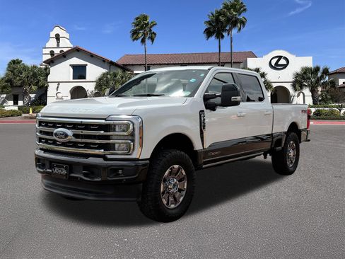Used 2024 Ford F250 King Ranch w/ FX4 Off-Road Package AWD/4WD image 5