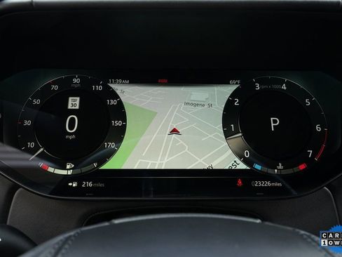 Used 2023 Land Rover Range Rover SE image 23