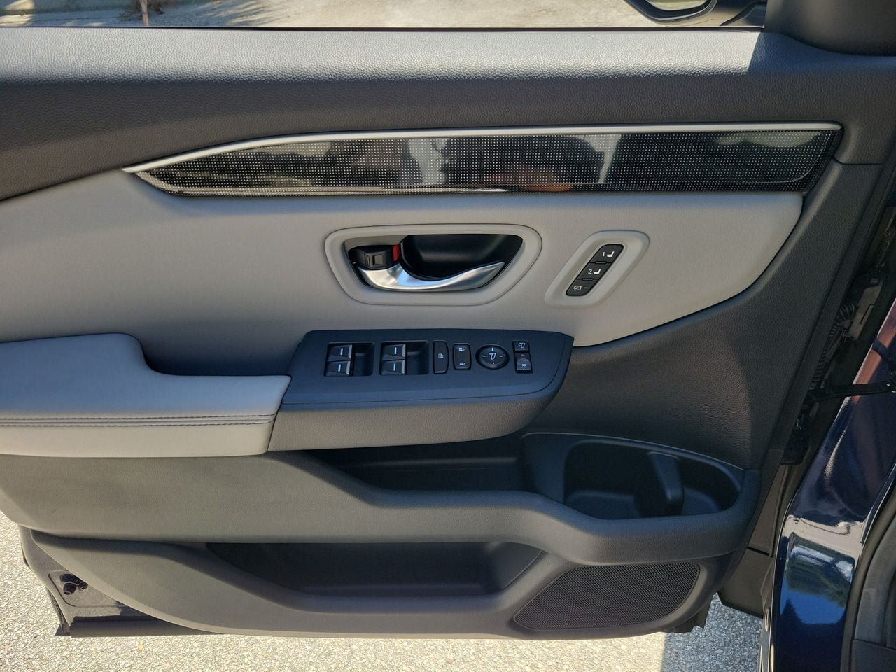 Used 2025 Honda Pilot Elite image 15