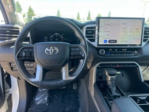 Used 2024 Toyota Tundra Limited AWD/4WD image 19