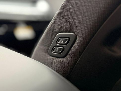 New 2026 Hyundai Ioniq 9 SE image 17