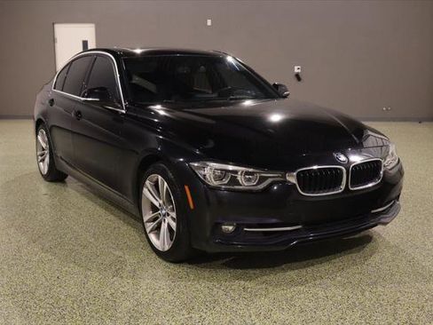 Used 2017 BMW 330i Sedan image 1