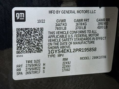 Used 2023 Cadillac Escalade Sport w/ LPO, Illumination Package AWD/4WD image 35