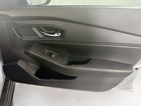 Used 2025 Honda Accord SE image 31