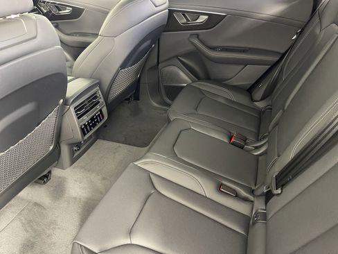 New 2025 Audi Q8 Prestige image 35