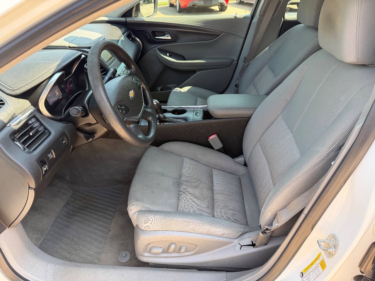 Used 2015 Chevrolet Impala LS FWD image 11