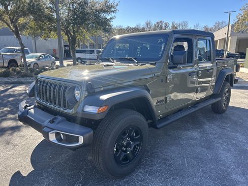 New 2026 Jeep Gladiator Sport image 3