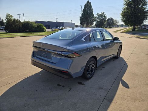New 2026 Nissan Sentra SV w/ SV Convenience Package FWD image 3