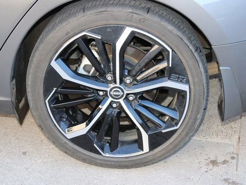 Used 2023 Nissan Altima 2.5 SR w/ SR Premium Package image 27