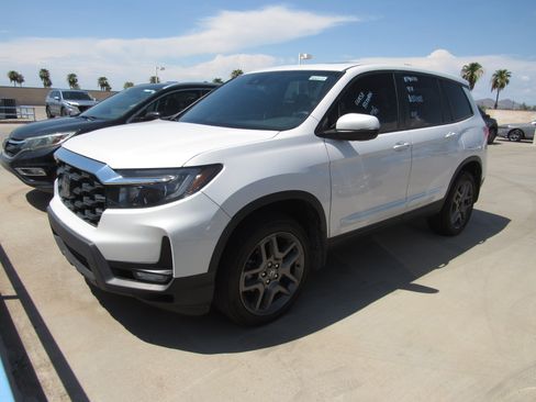 Used 2023 Honda Passport EX-L image 1