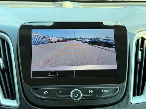 Used 2024 Chevrolet Malibu LT FWD image 15
