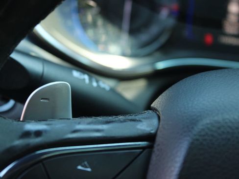 Used 2015 Chrysler 200 S w/ Comfort Group image 16