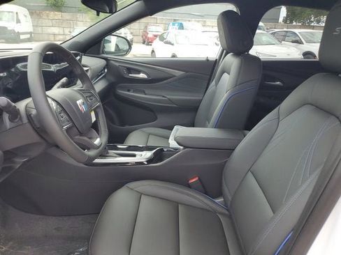 New 2026 Buick Envista Sport Touring w/ Convenience I Package FWD image 18