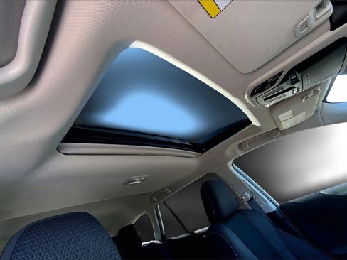 Certified 2025 Subaru Outback Premium image 27