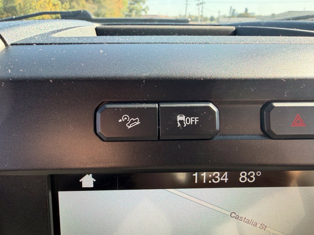 Used 2018 Ford F150 XLT w/ Equipment Group 302A Luxury AWD/4WD image 7
