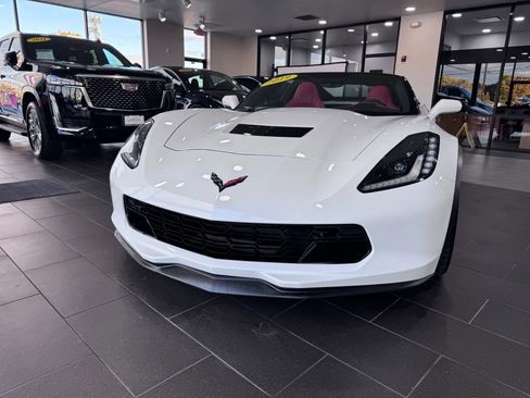 Used 2019 Chevrolet Corvette Grand Sport image 9