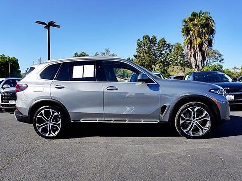 Used 2026 BMW X5 sDrive40i image 7