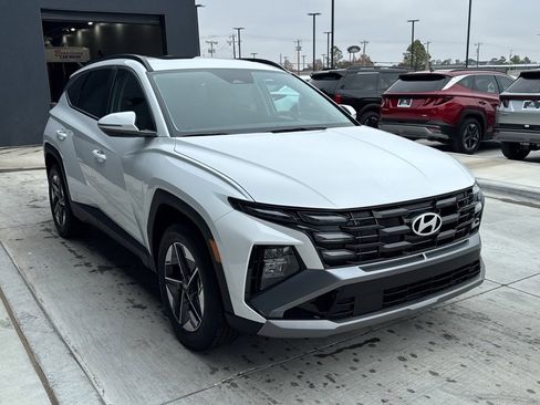 New 2026 Hyundai Tucson SEL image 11