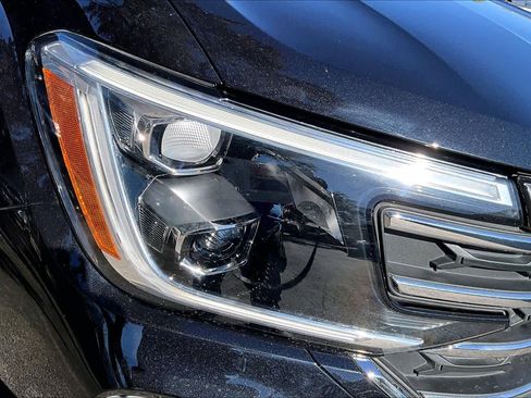 Certified 2024 Volkswagen Atlas SE image 27