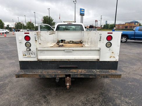 Used 2012 Ford F550 2WD Regular Cab Super Duty w/ Payload Upgrade Pkg image 6