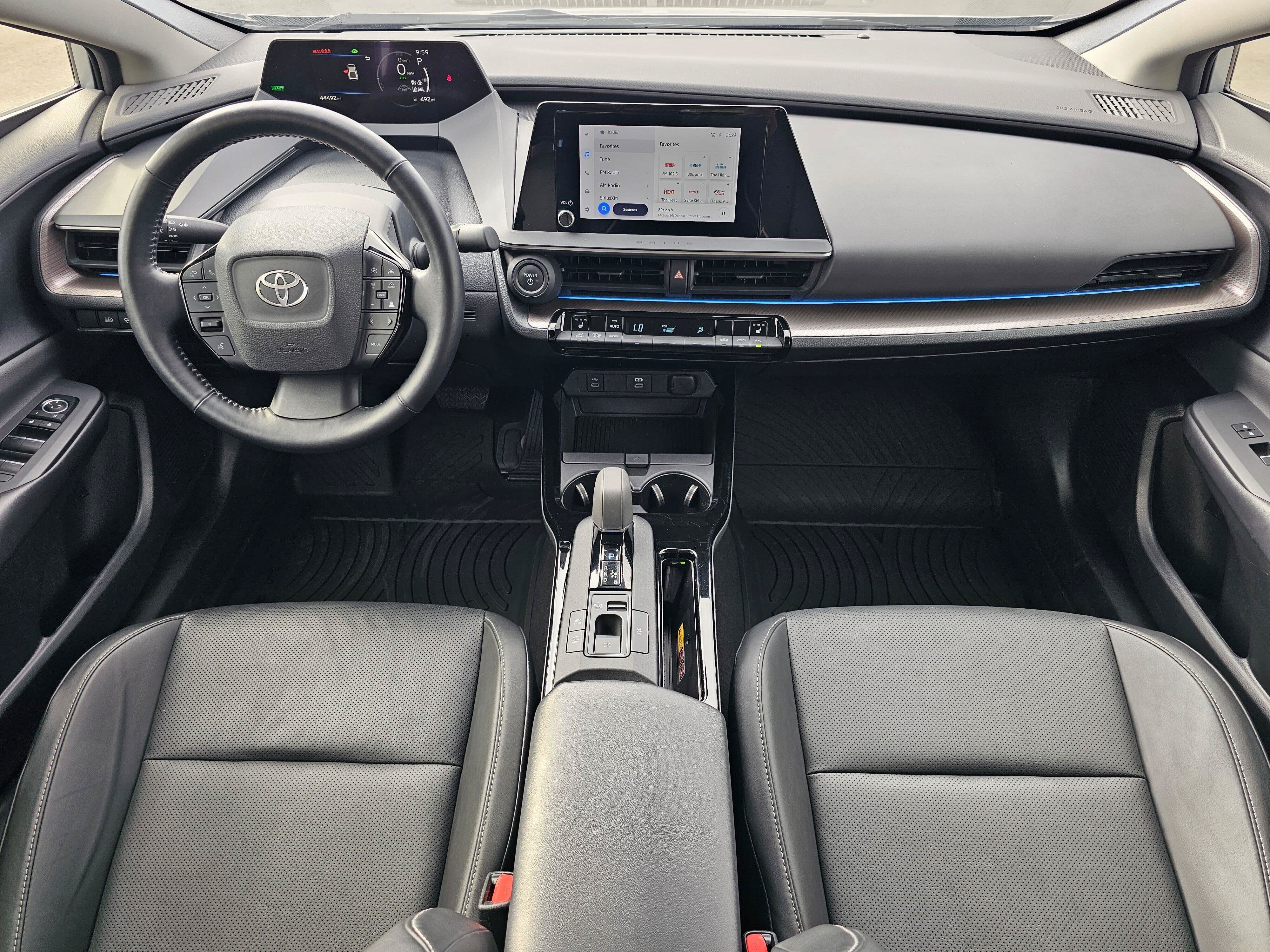 Certified 2024 Toyota Prius XLE FWD image 15