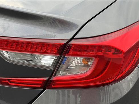 Used 2018 Honda Accord EX-L image 14