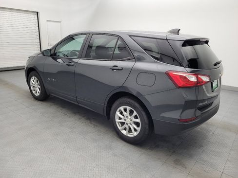 Used 2021 Chevrolet Equinox LS w/ LS Convenience Package AWD/4WD image 3