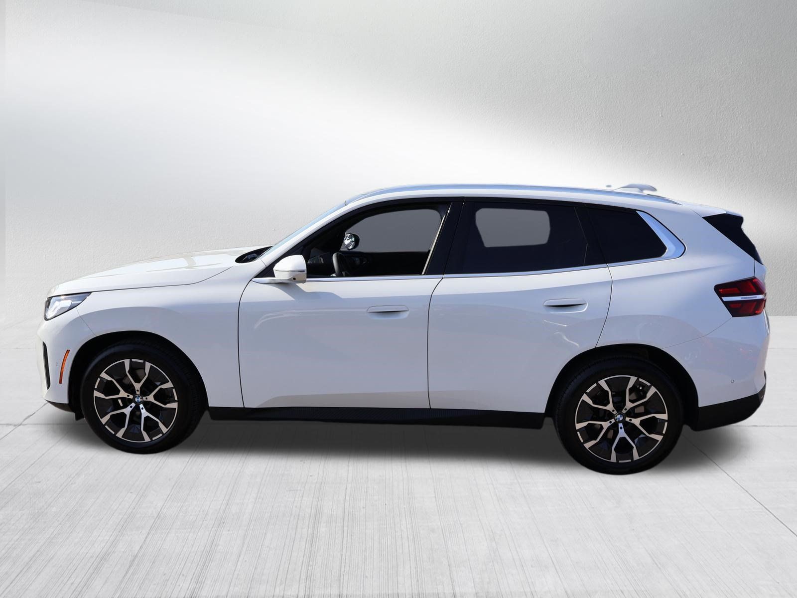Used 2026 BMW X3 xDrive30i AWD/4WD image 4
