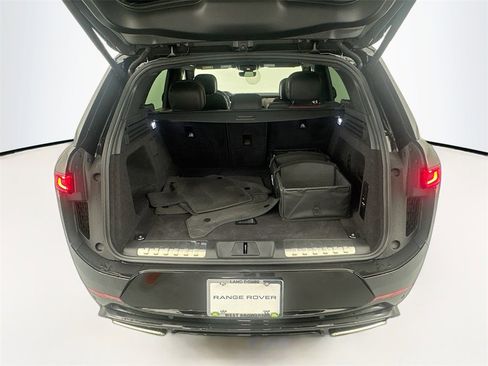 Used 2024 Land Rover Range Rover Sport Dynamic SE image 26