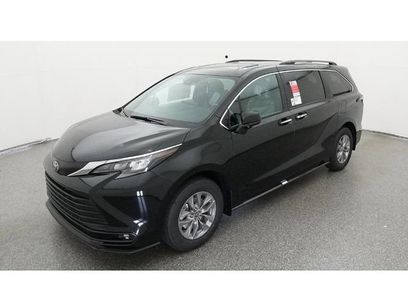 New 2026 Toyota Sienna XLE