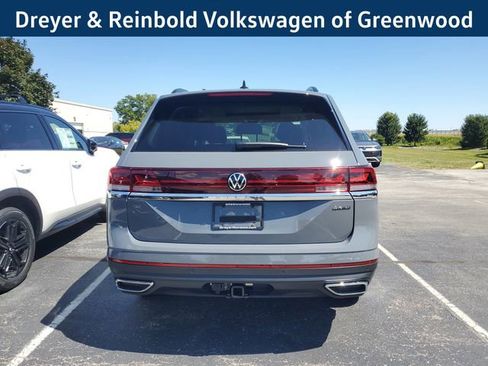 New 2026 Volkswagen Atlas SE image 6