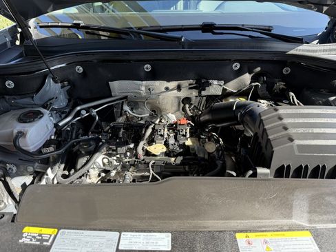 Used 2024 Volkswagen Atlas Peak Edition SE image 46