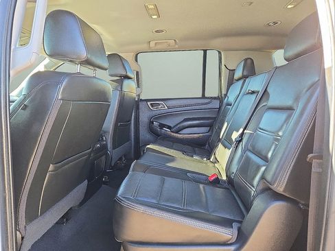 Used 2020 GMC Yukon XL Denali image 17