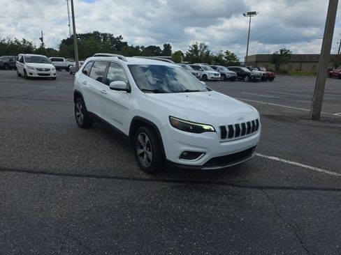 Used 2020 Jeep Cherokee Limited FWD image 1