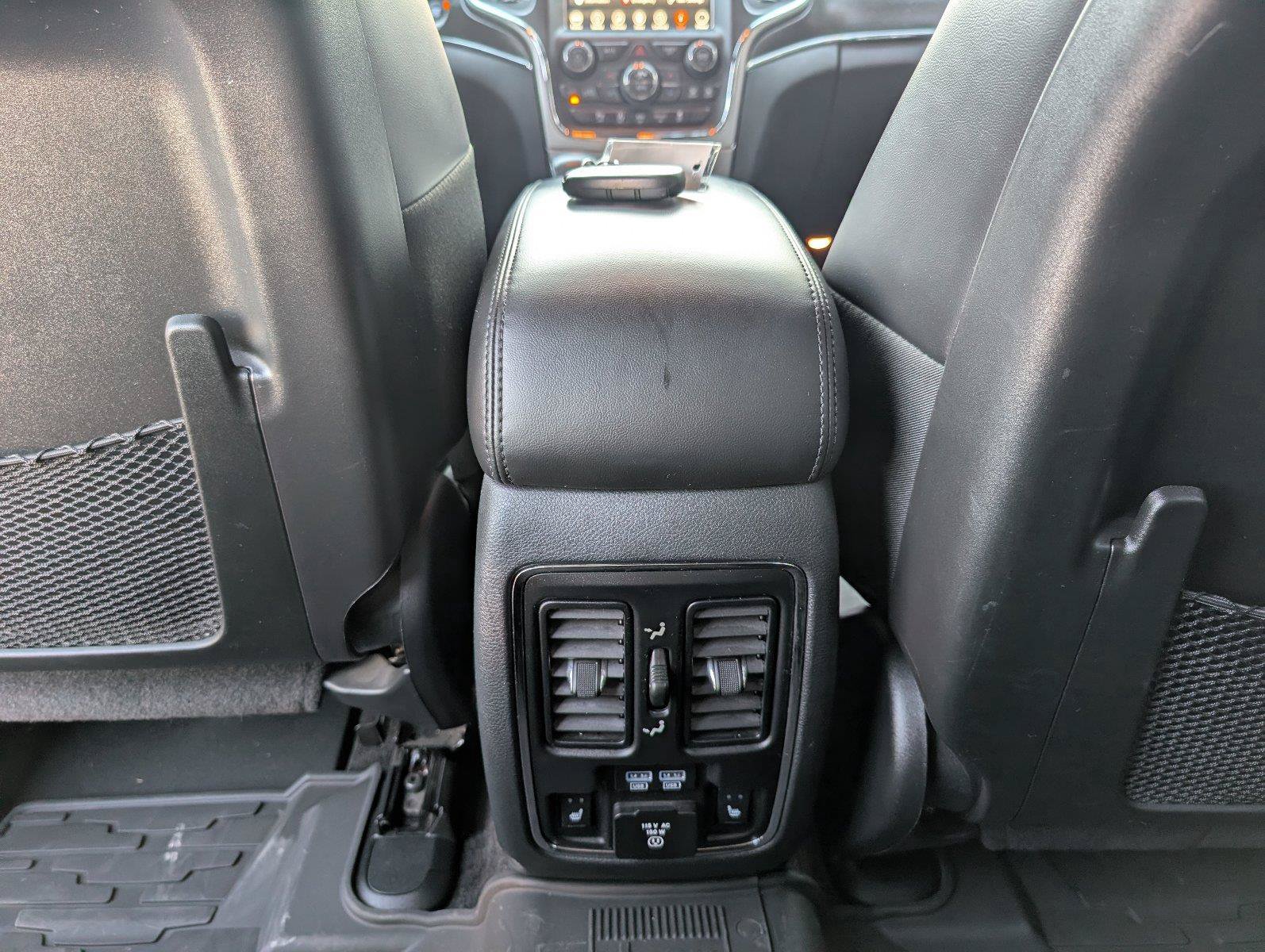 Used 2018 Jeep Grand Cherokee Limited RWD image 33