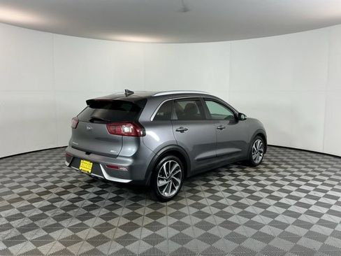 Used 2017 Kia Niro Touring w/ Advanced Technology Package FWD image 5
