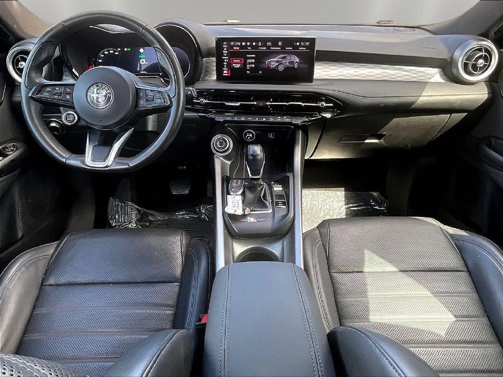 Used 2024 Alfa Romeo Tonale Ti w/ Premium Interior Package AWD/4WD image 7