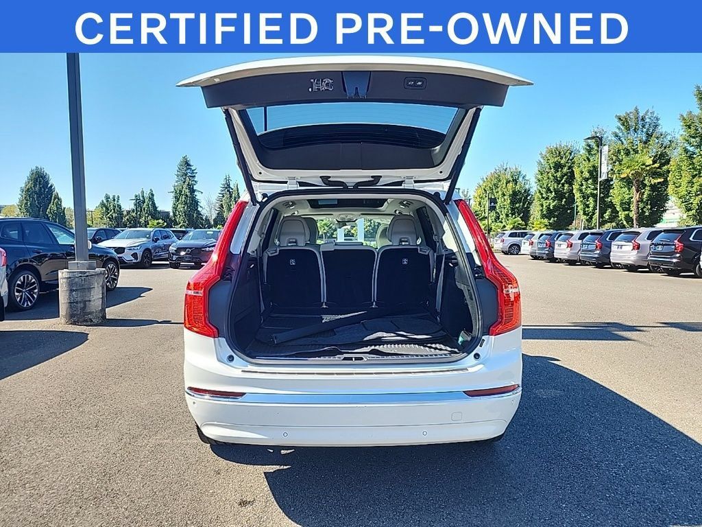 Certified 2024 Volvo XC90 B5 Plus w/ Protection Package Premier AWD/4WD image 16