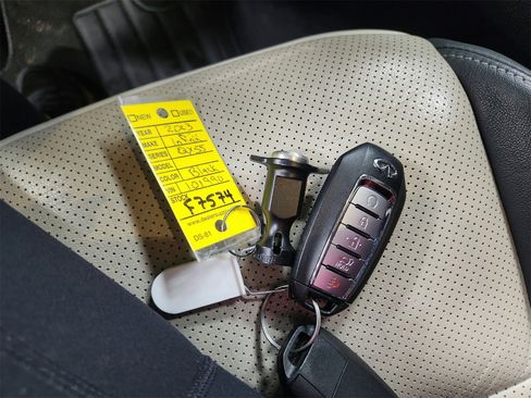 Used 2023 INFINITI QX55 Luxe w/ Cargo Package image 45