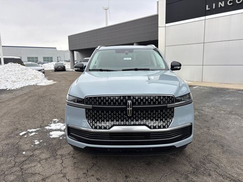 New 2026 Lincoln Navigator L Reserve image 2