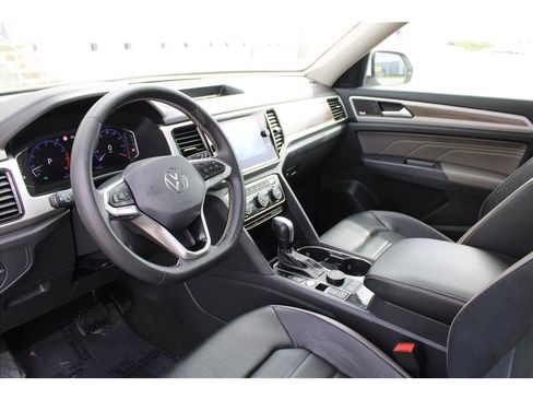 Used 2021 Volkswagen Atlas SEL Premium AWD/4WD image 9