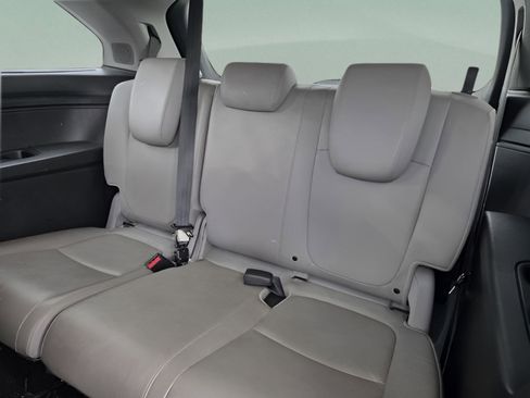 Used 2022 Volvo XC90 T6 Momentum w/ Climate Package image 28