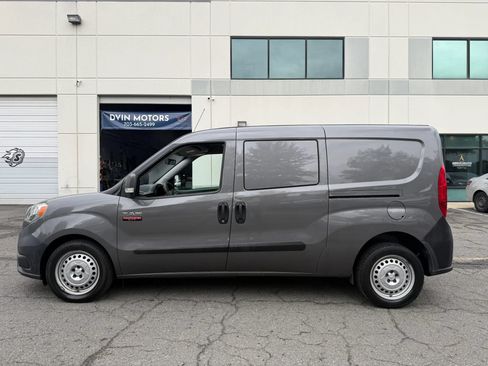Used 2018 RAM ProMaster City Tradesman FWD image 9