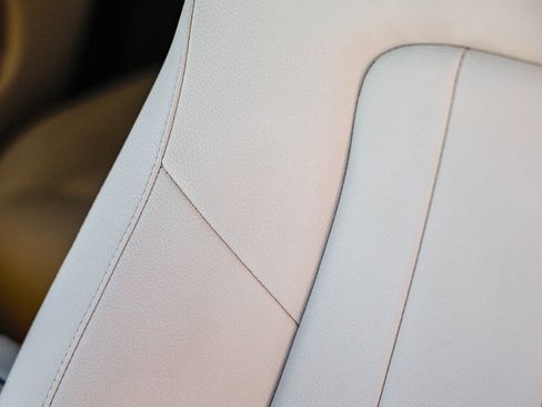 Certified 2025 Mercedes-Benz GLA 250 4MATIC image 24